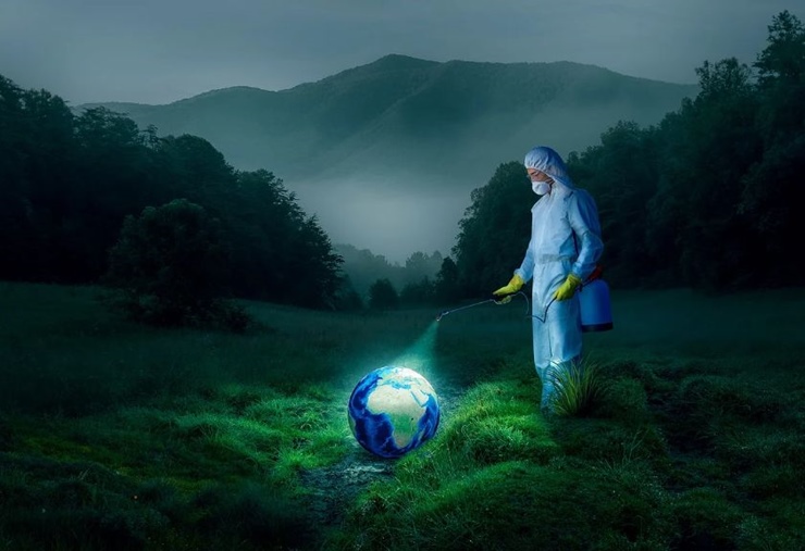 숲속에-지구-모형