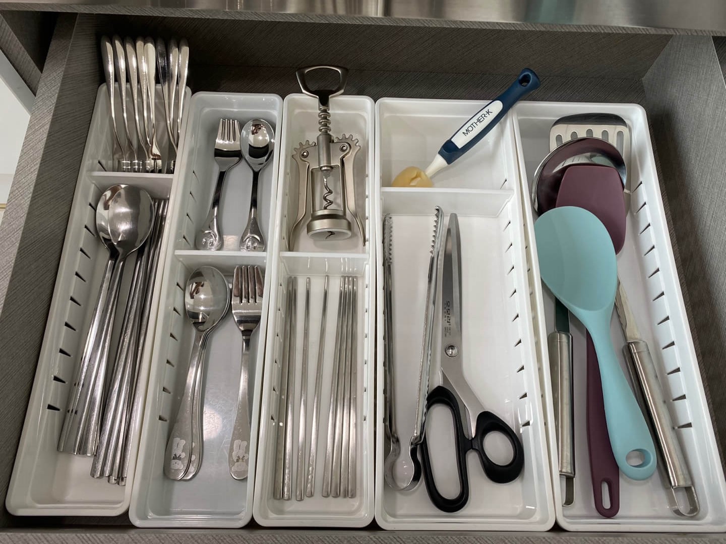 키즈비-풀빌라-주방용품-이미지