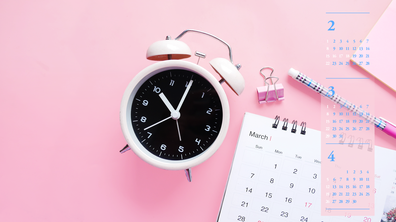 08 탁상시계 B - 2026년3월 달력배경화면