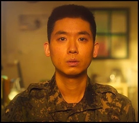 조석봉 일병의 모습