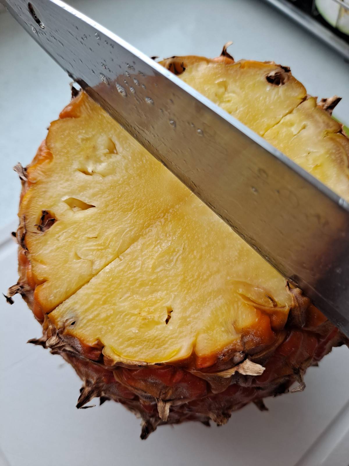 파인애플 십자 자르기