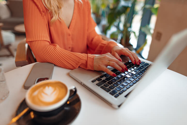 디지털 노마드의 개인정보 보호와 데이터를 보완하는 방법