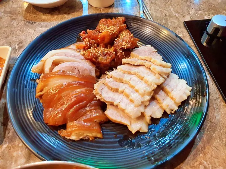 인천 간석오거리 1인 만5천원 족발, 불족발, 보쌈, 감자탕 무제한 무한리필 맛집 추천