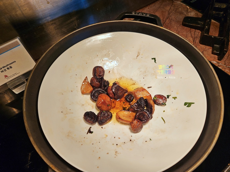 제주신화월드 메리어트 리조트 조식 스카이 온 파이브 다이닝 조식 후기