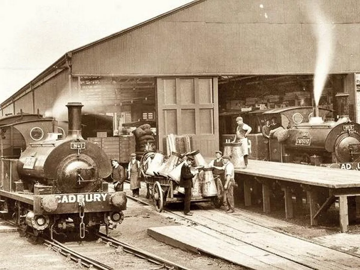 이미지 출처: AI 생성 이미지(콘텐츠 이해를 돕기 위한 시각 자료)
본 이미지는 실제 인물을 특정하지 않은 AI 생성 이미지로,
산업혁명 시기의 증기기관차나 기계화된 공장 풍경. 과거 기술 발전이 사회에 큰 변화를 가져왔음을 보여주는 이미지.