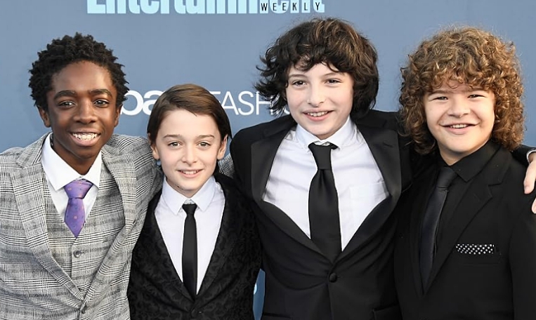 기묘한 이야기 시즌5 몇부작 파트2 출연진