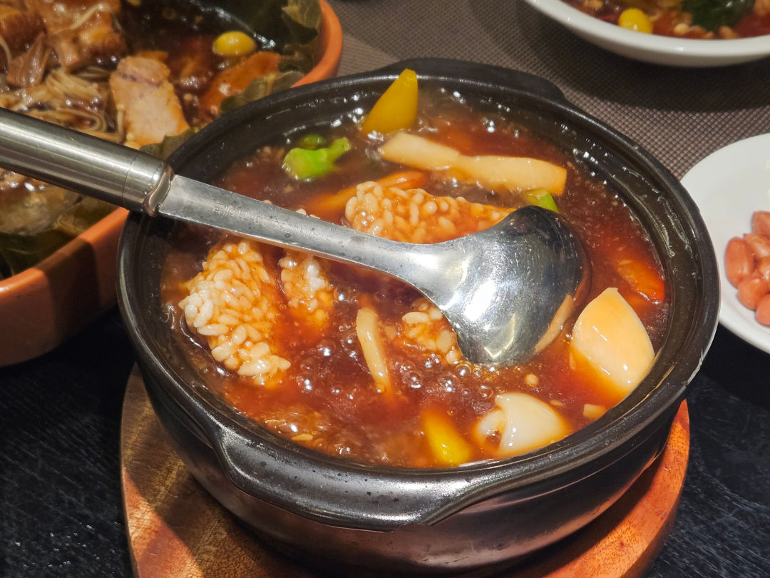 블루 샹하이 해물 누룽지탕