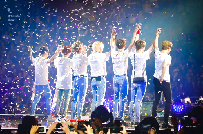 BTS 방탄소년단 월드투어