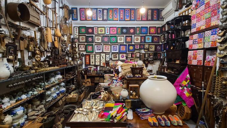 답십리 고미술상가