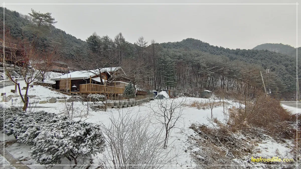 서나와할아버지-통나무집-숙소-별님-위치