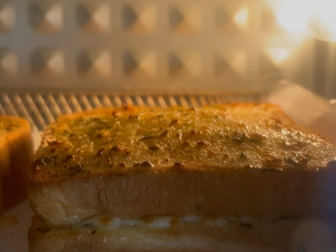 에어프라이기에서 굽기