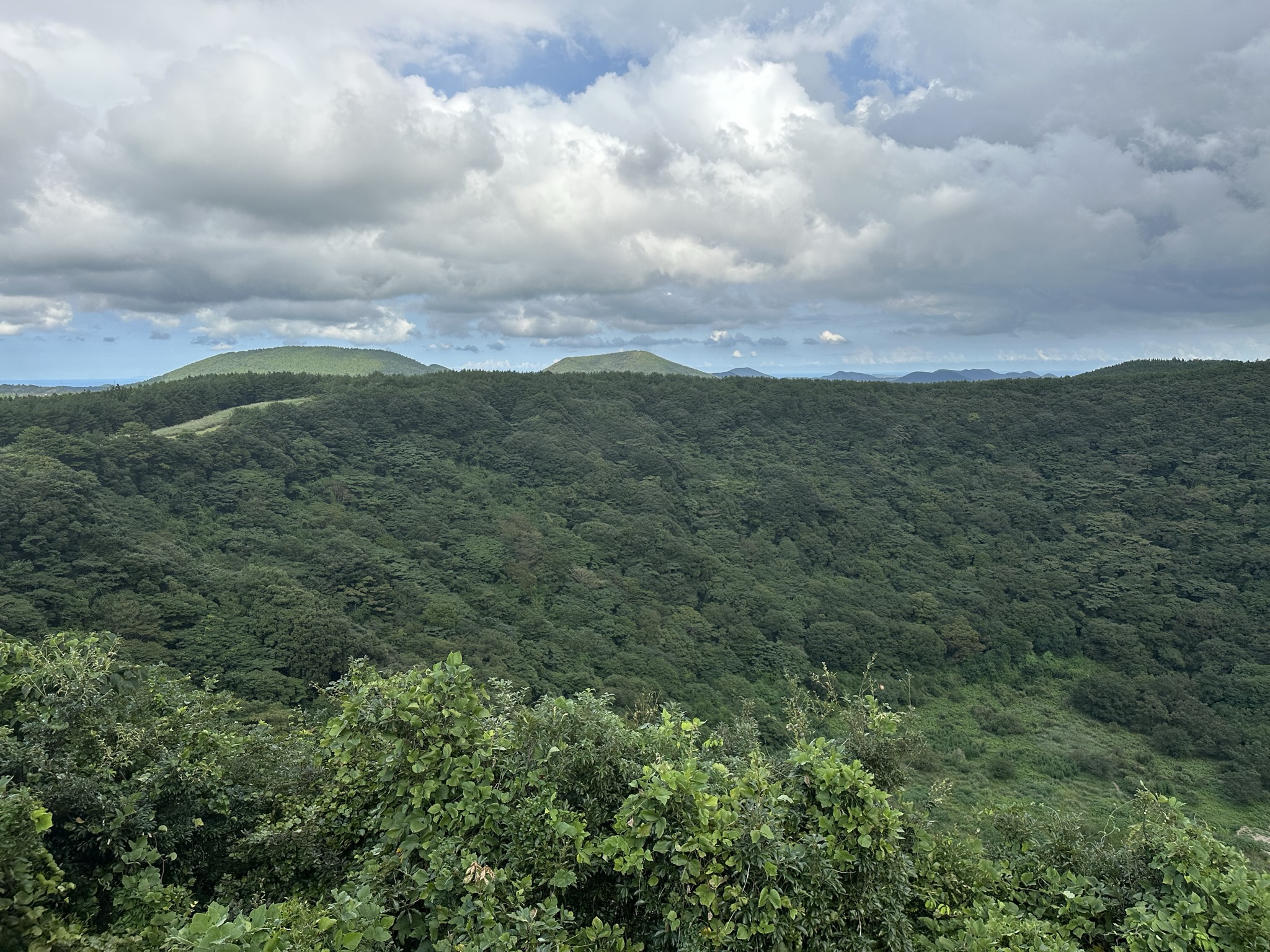 산굼부리 분화구