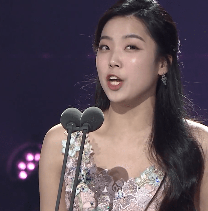 박누리(가곡) 꽃구름 속에