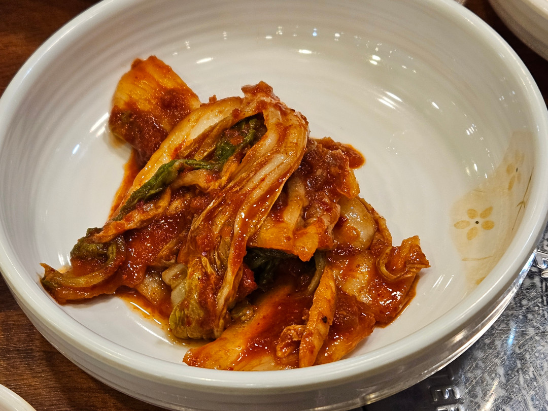 본가 왕뼈감자탕 김치