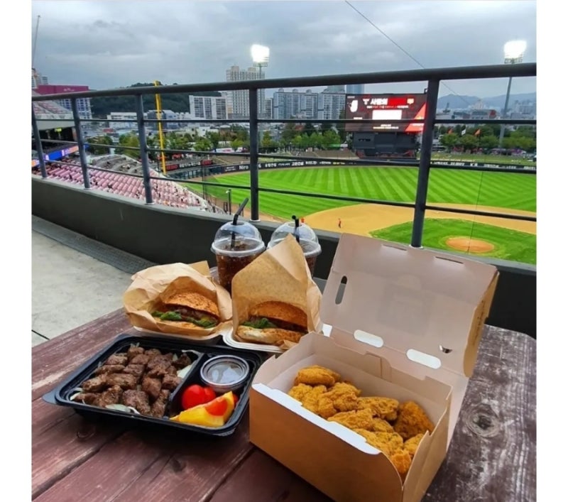 광주기아챔피언스필드 구장 내 먹거리 제대로 즐기기 &amp;#124; 인기 메뉴부터 직관 꿀팁까지
