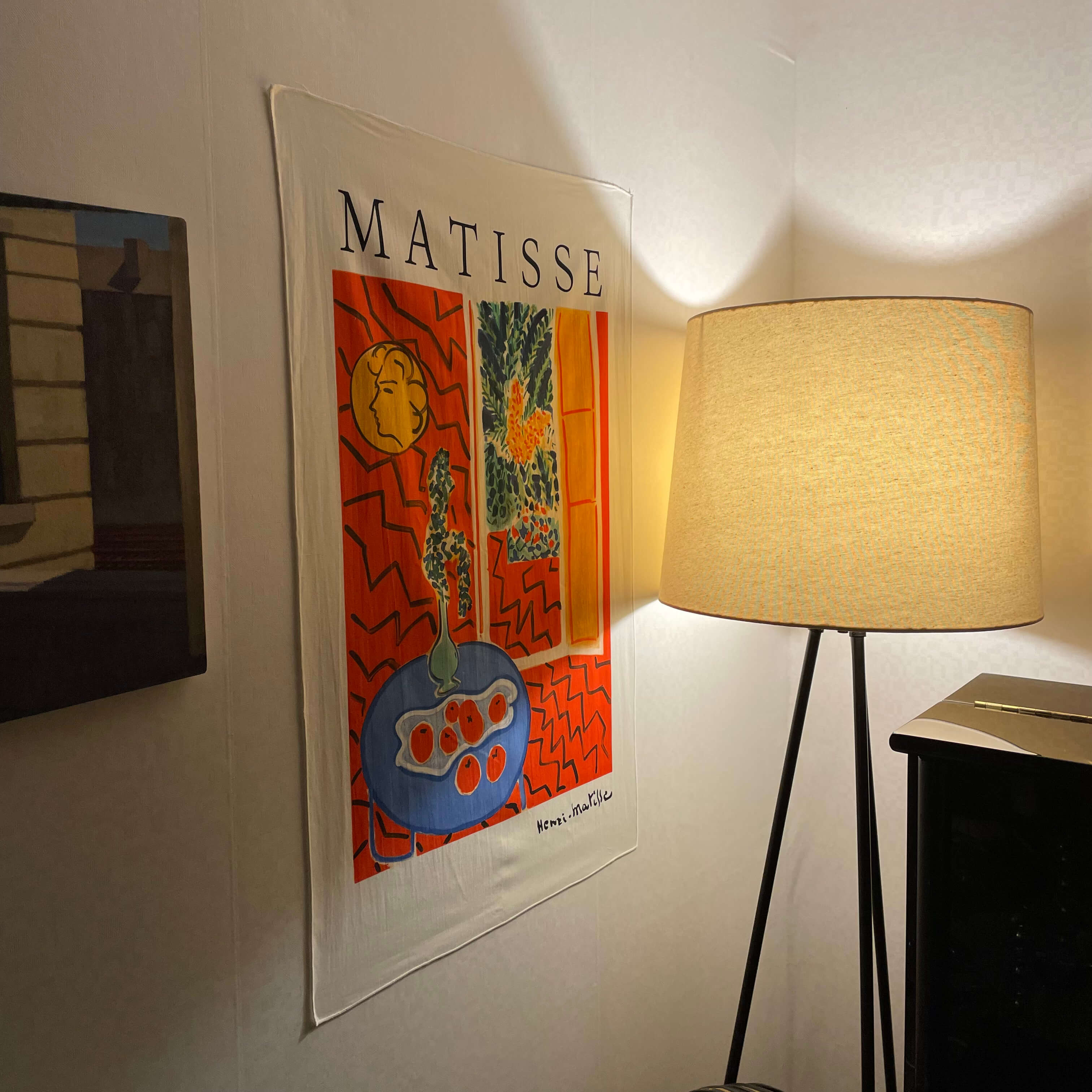 딥블루 방의 Red Interior, Still Life on a Blue Table (1947)