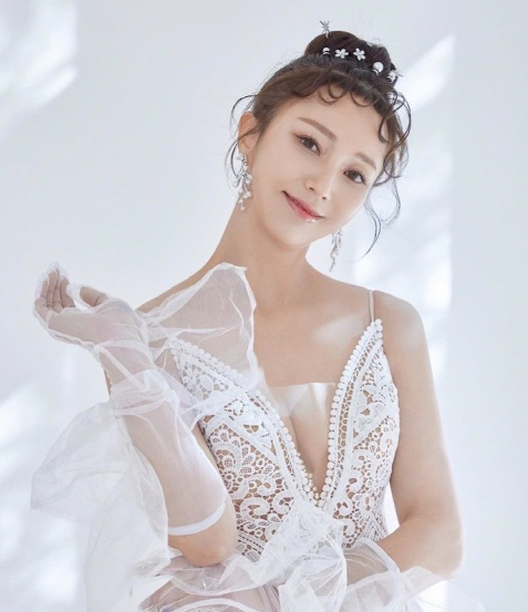 안혜경 결혼 웨딩드레스 입은 모습