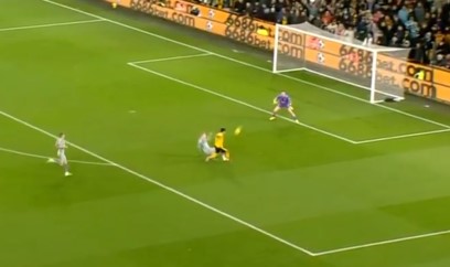 황희찬 선수의 슛장면