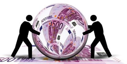 달러볼굴리는사진