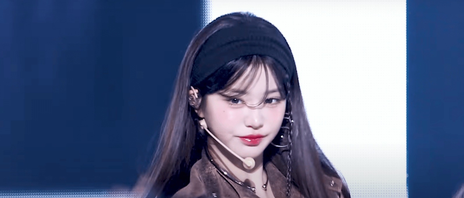 공연중인 장원영 이미지