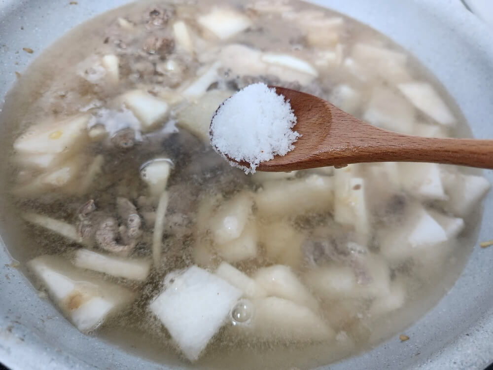 소금 넣기