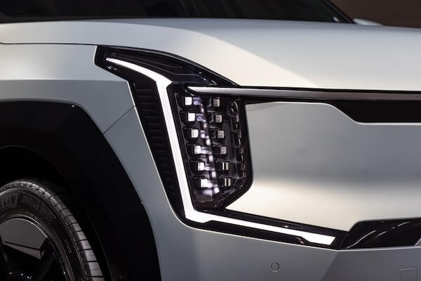 기아가 대형 전기 스포츠유틸리티차량(SUV) 모델인 'EV9'