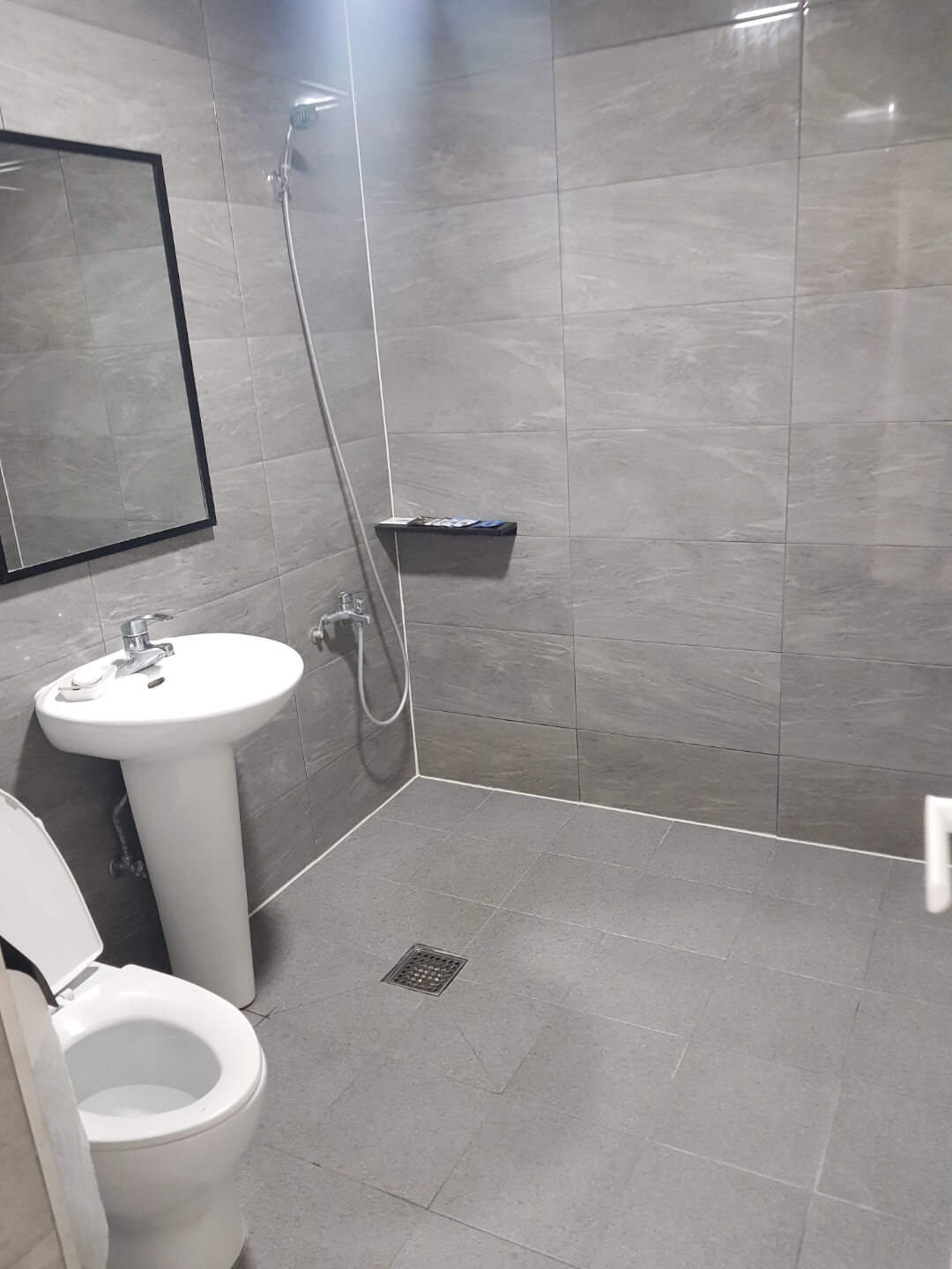 경기도 가평 펜션 레드 펜션 리뷰 스파 펜션, 계곡 숲뷰