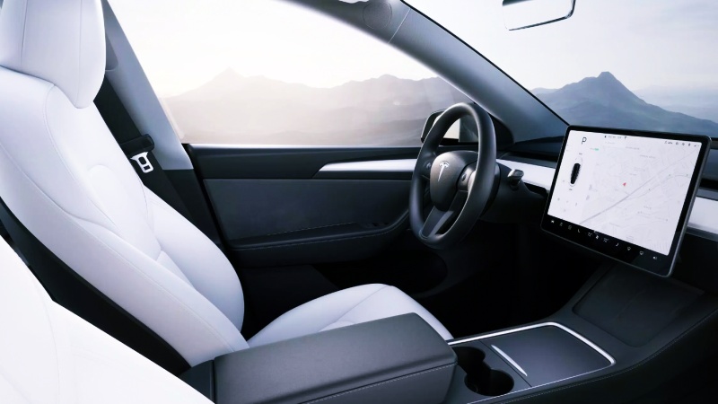 모델Y-내부