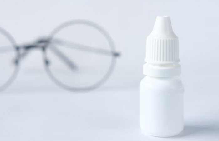 눈밑 떨림, 눈꺼풀 떨림