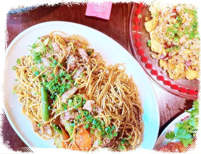 줄서는식당 중식당 차우미엔 몽골리안 비프 방방면 압구정 도산공원 맛집