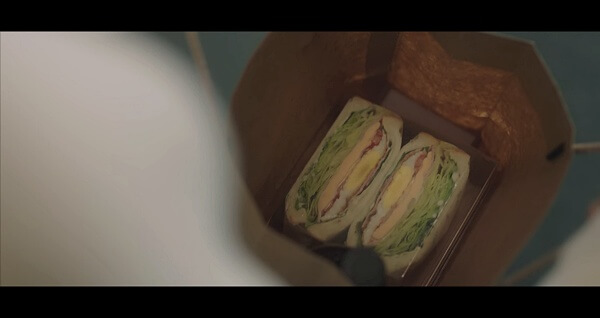 샌드위치가-들어있는-가방