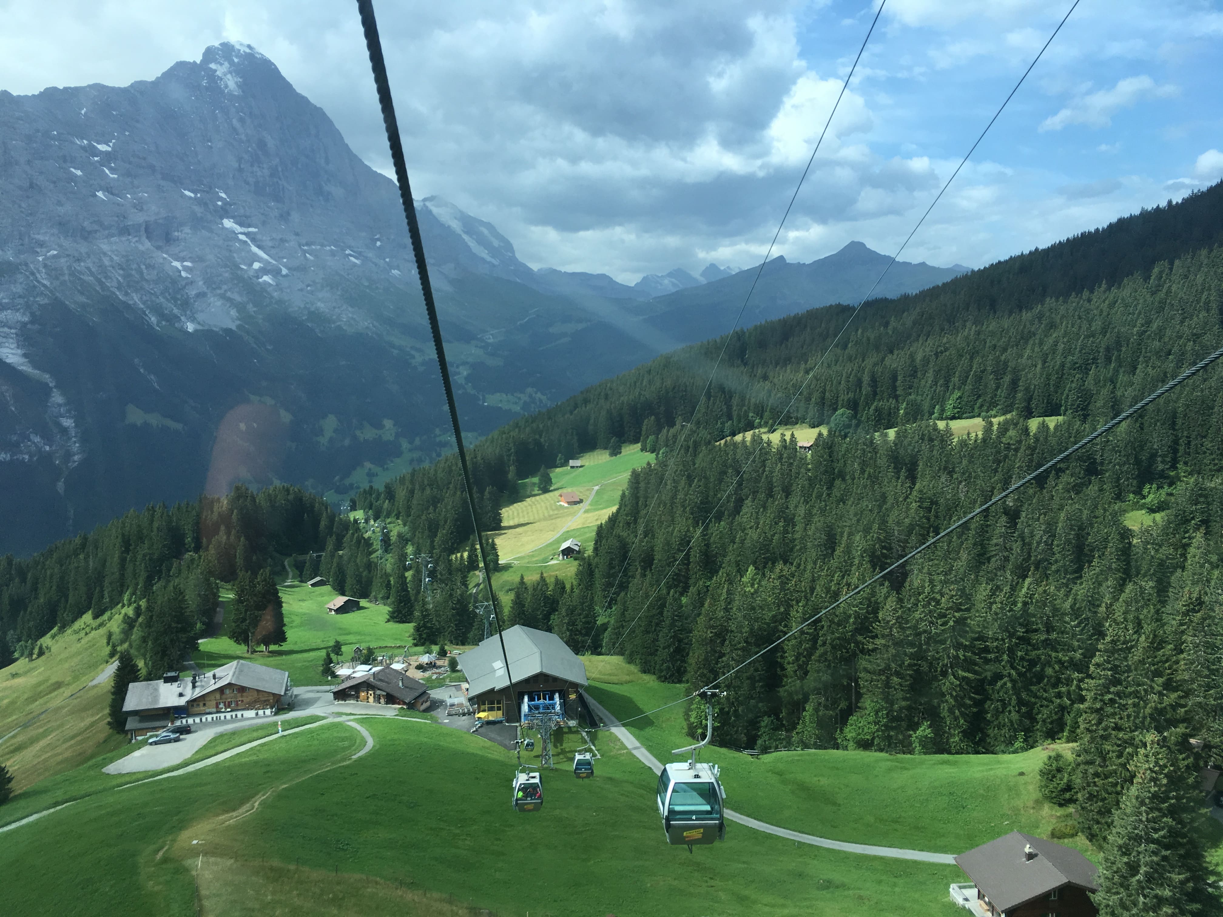 피르스트 곤돌라