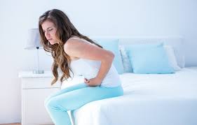 왼쪽 갈비뼈 아래 통증