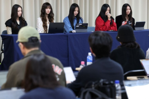 뉴진스&amp;#44; 어도어와의 전속계약 해지