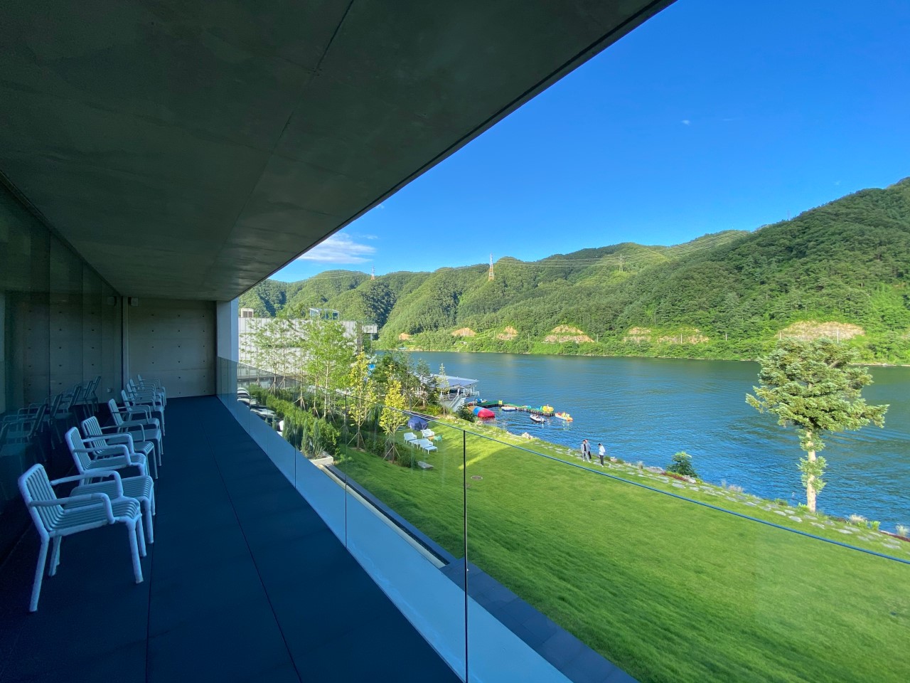 쁘띠프랑스 근처 맛집