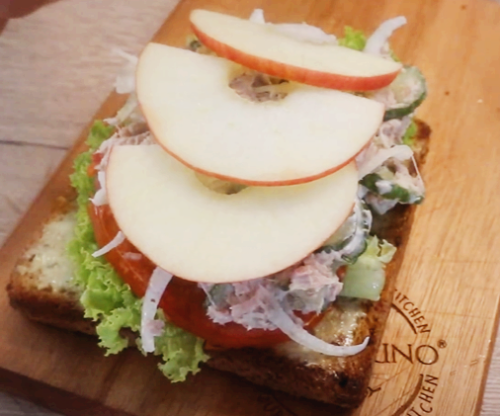 사과 슬라이스 올리고