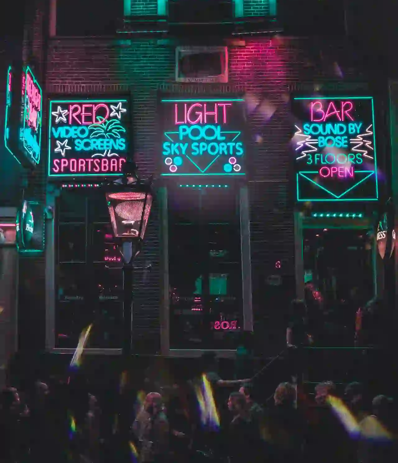 새벽-클럽-야외