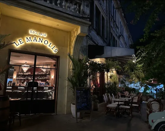 르 매너리스Le Manolis