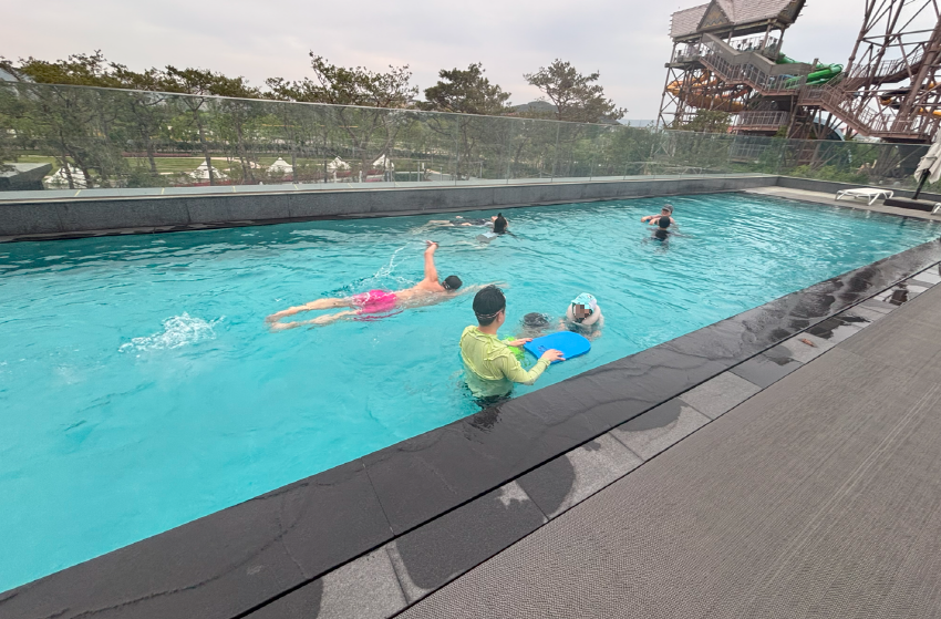 김해 롯데리조트 수영장