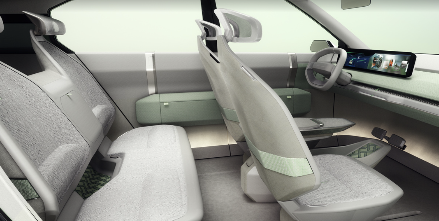 EV3&#44; 내부(출처 : 공식사이트)