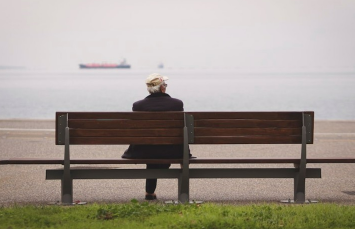 독거노인 행복커뮤니티 지원사업