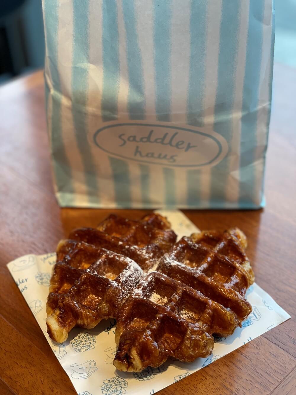 새들러-하우스-클래식-크로플-모습