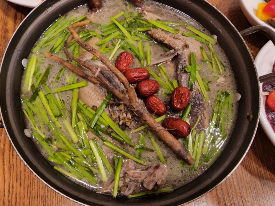 KBS 2TV 생생정보 2009회 2024년 3월 19일 금성 금정산성 본점 흑염소 한상