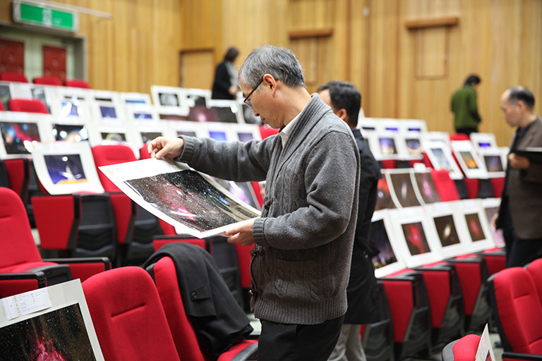 2025년 9월 8일 개기월식&amp;#44; 붉은 달의 밤