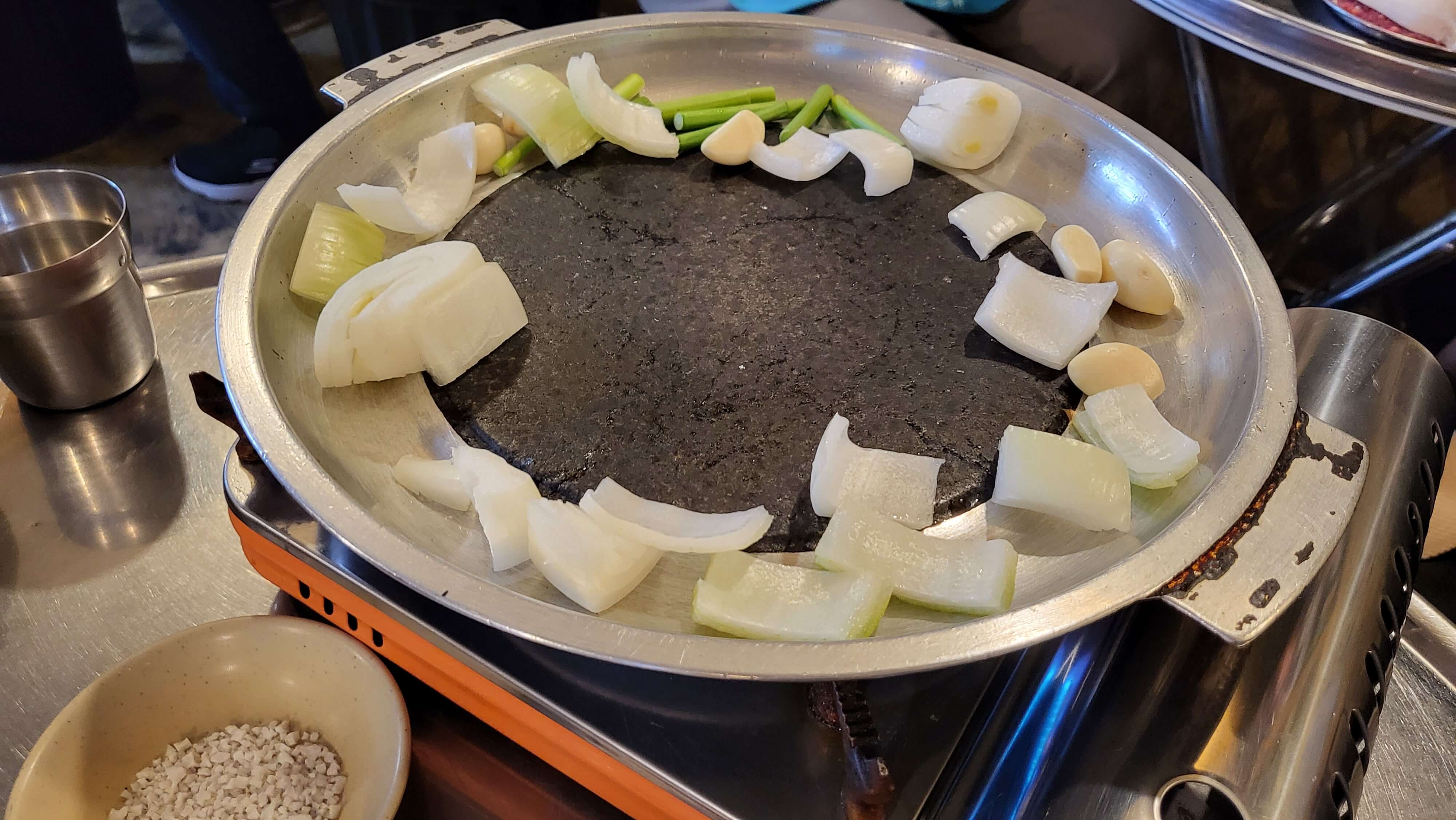 영동소금구이 기본상차림