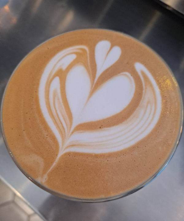 라떼아트 윙튤립