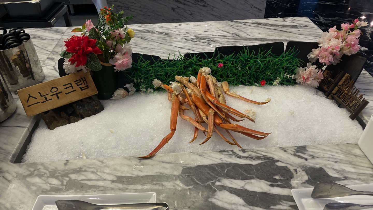 스노우 크랩부터 하겐다즈까지, 그랜드테이블 석식 뷔페 후기