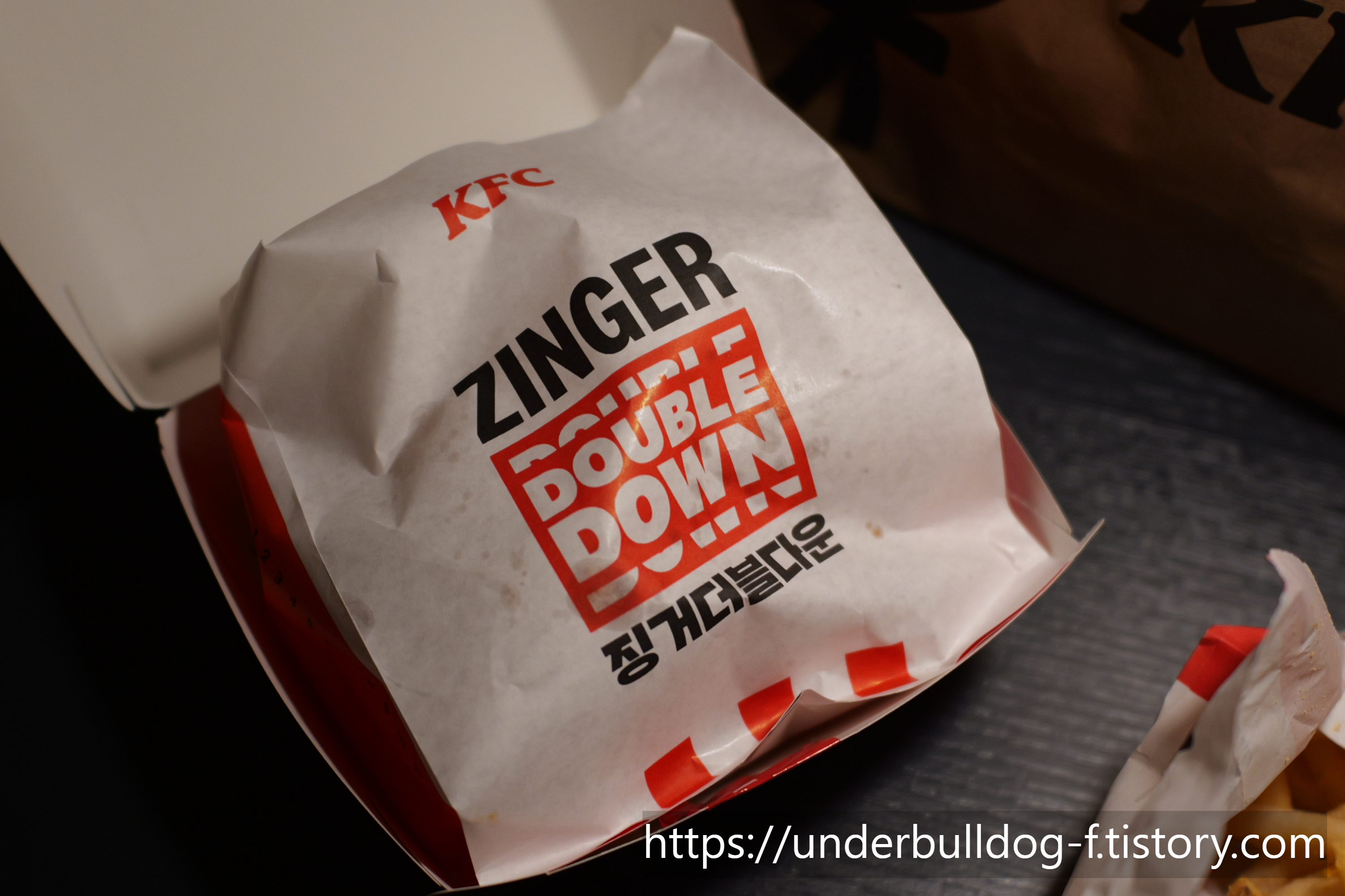 버거보다 더 묵직하게 느껴졌던 KFC 치킨 중심 메뉴