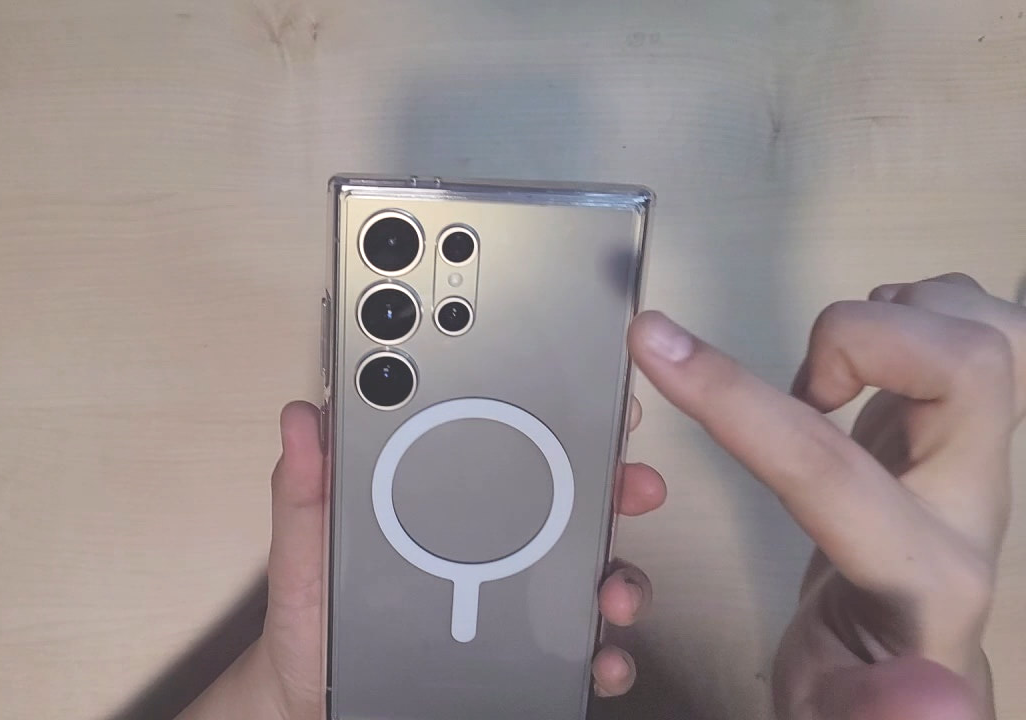 갤럭시 S24 울트라 맥세이프 케이스, 카메라 보호필름