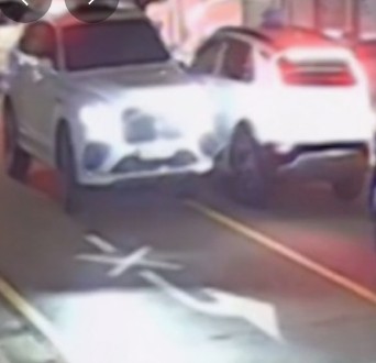 가수 김호중 목발짚고 등장 충격적인 검찰 구형